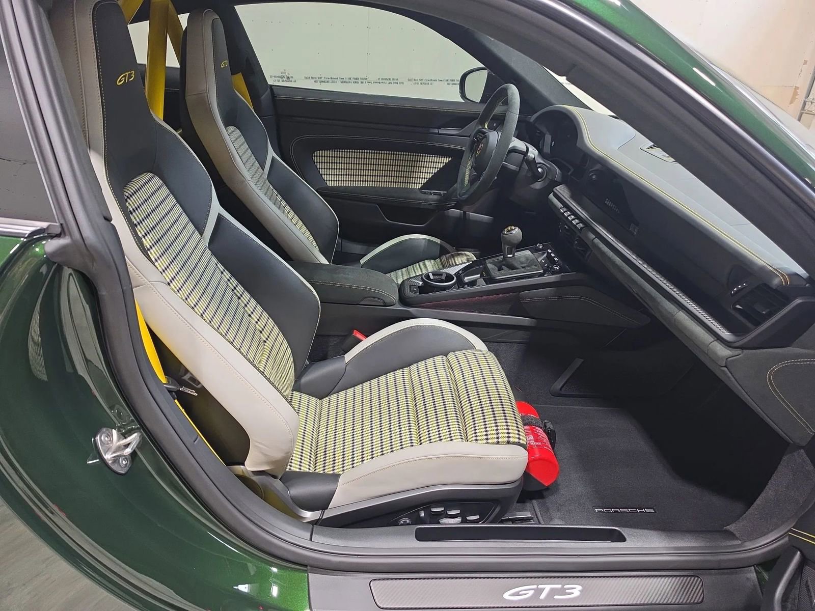 Used 2026 Porsche 911 GT3 RWD image 79