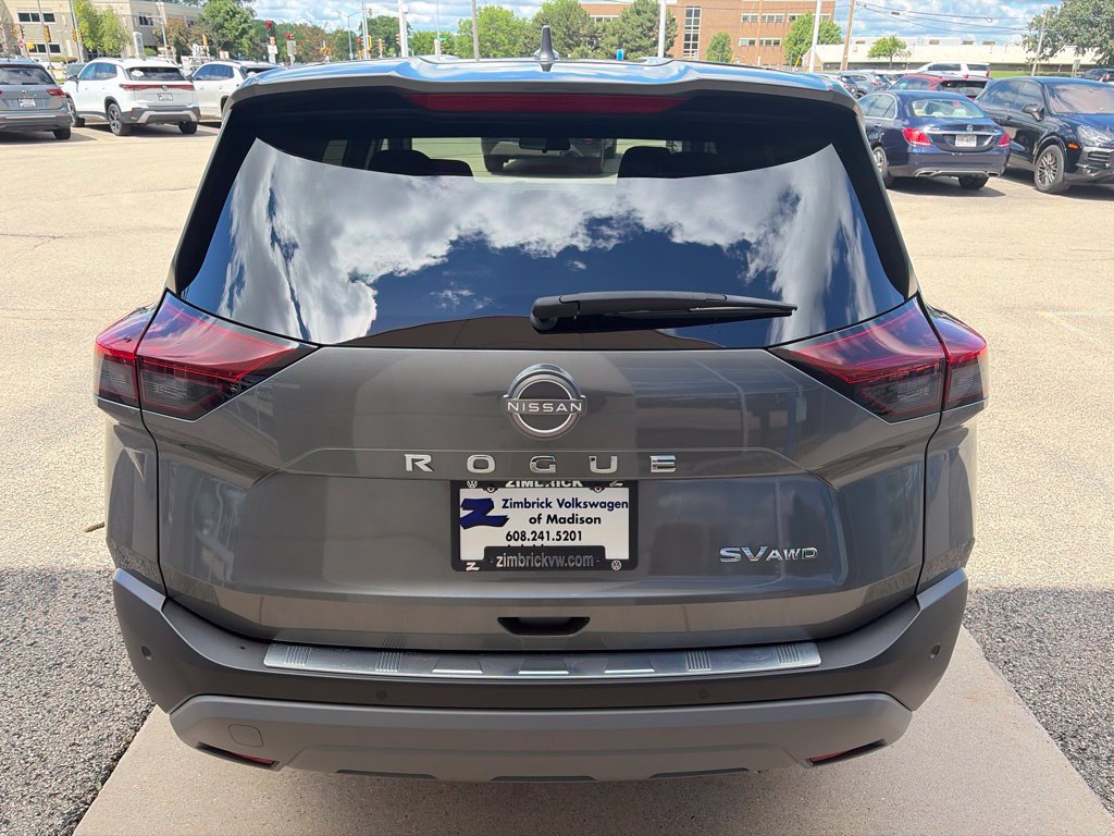 Used 2023 Nissan Rogue SV AWD/4WD image 7