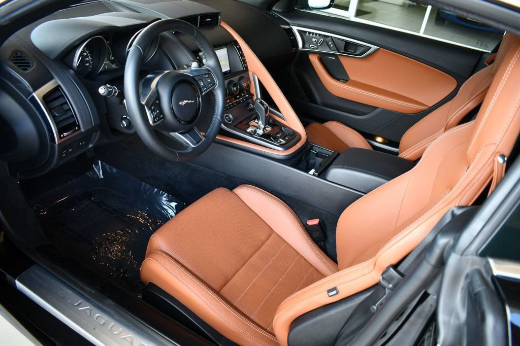 Used 2018 Jaguar F-TYPE Coupe RWD image 35