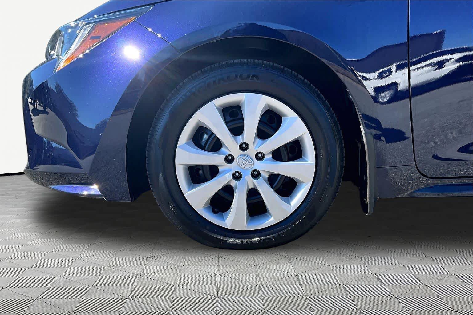 Certified 2026 Toyota Corolla LE FWD image 11