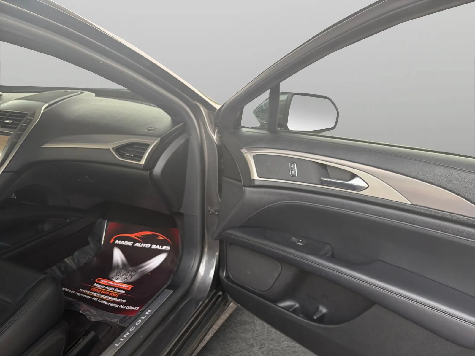 Used 2019 Lincoln MKZ Premiere AWD/4WD image 19