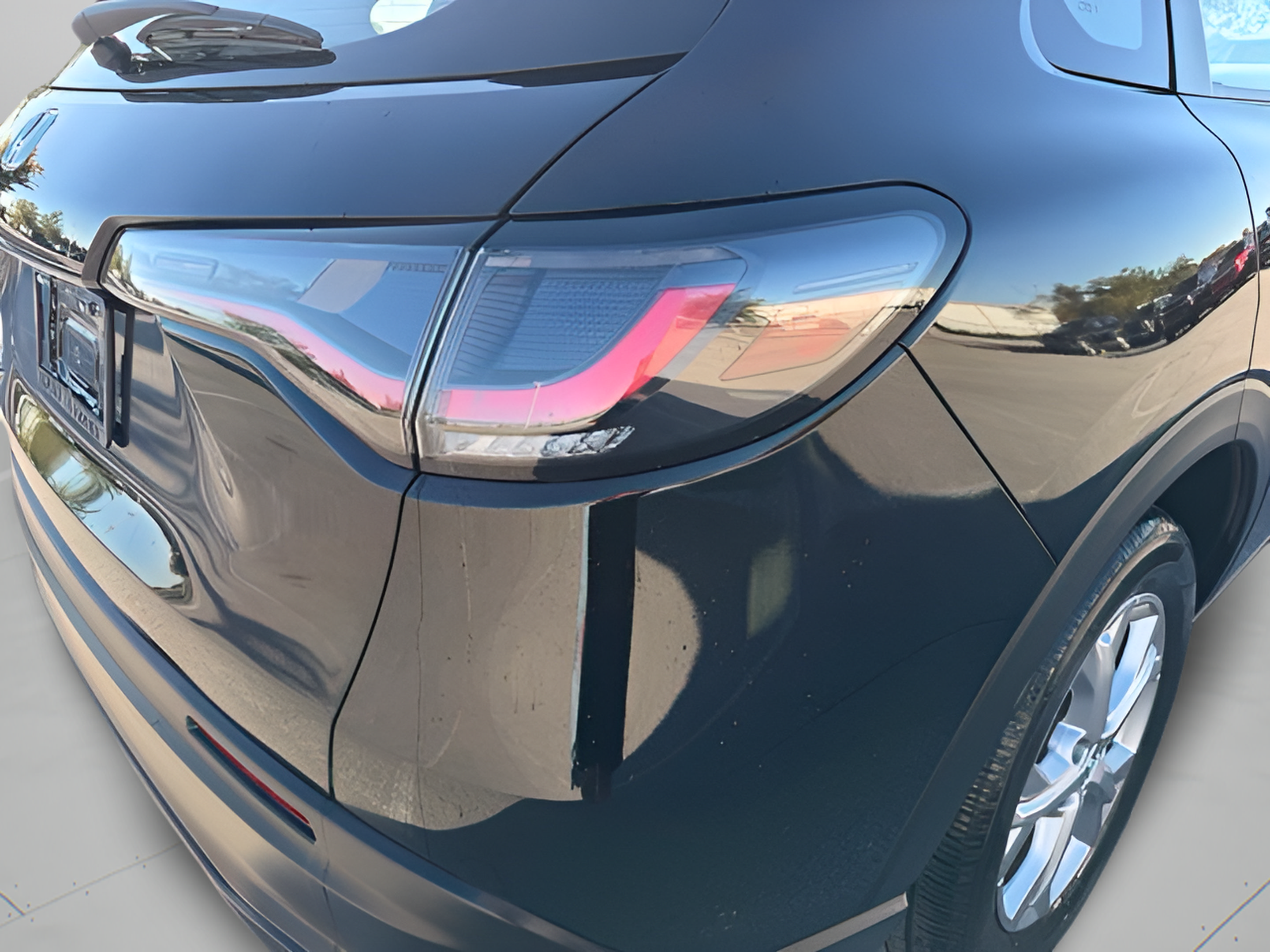 Certified 2025 Honda HR-V LX image 29