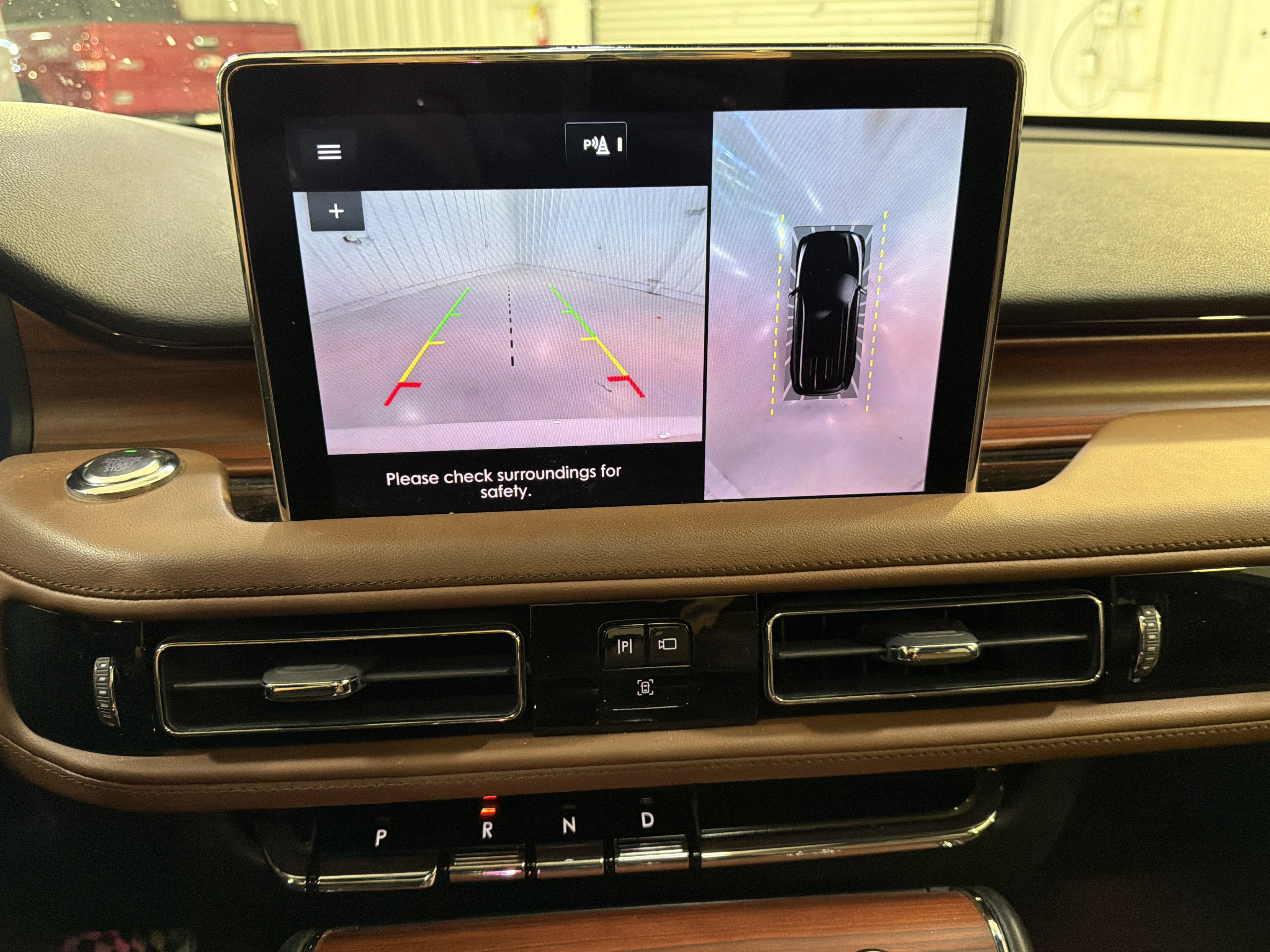 Used 2024 Lincoln Aviator Reserve w/ Elements Package Plus RWD image 17