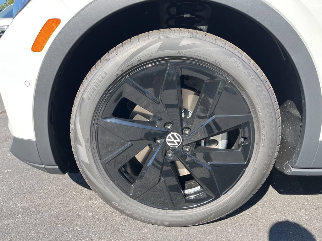 New 2025 Volkswagen ID.4 Pro S RWD image 8