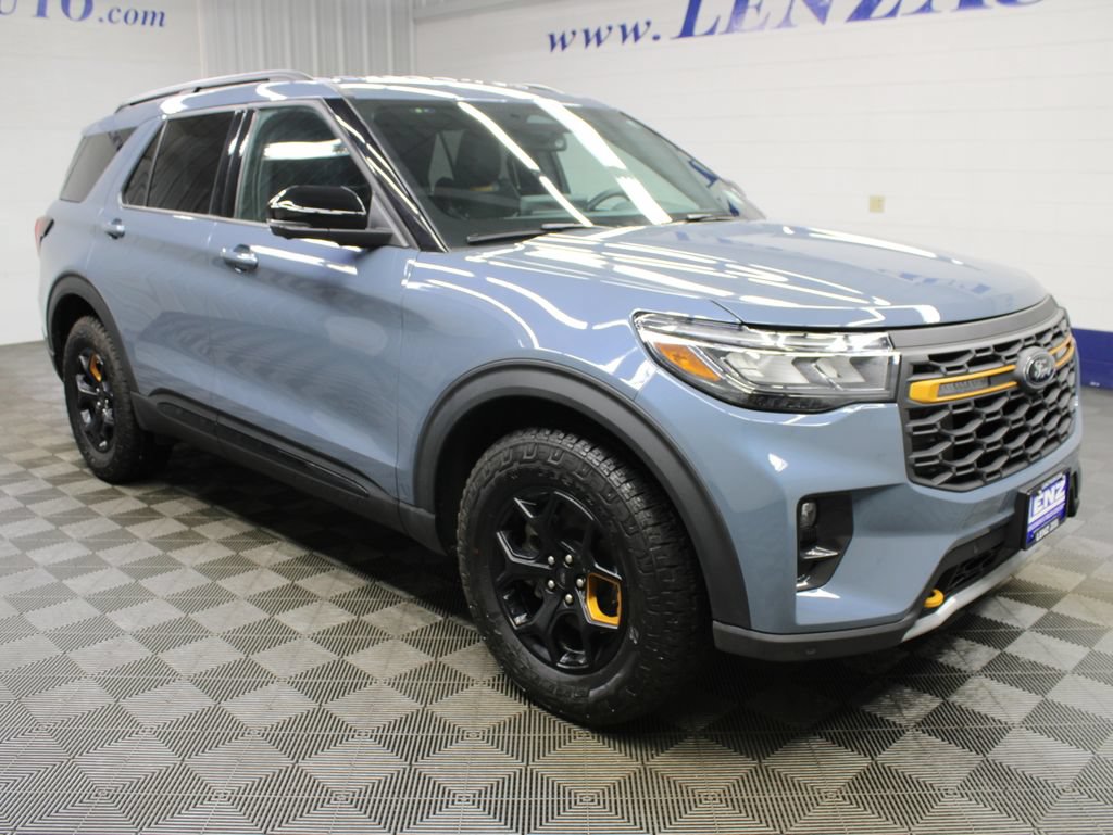 Used 2026 Ford Explorer Tremor w/ Tremor Convenience Package AWD/4WD image 3