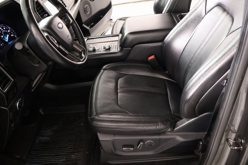 Used 2021 Ford Expedition Max Limited image 12