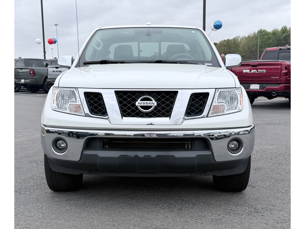 Used 2017 Nissan Frontier SL image 3