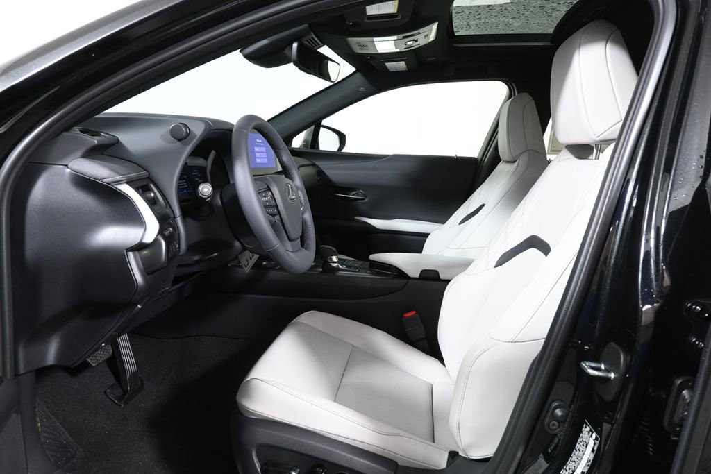 New 2026 Lexus UX 300h AWD w/ Accessory Package (2T) image 3