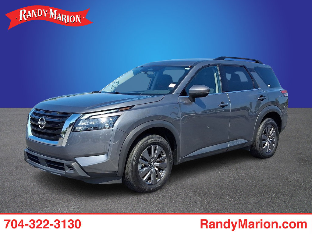 Used 2025 Nissan Pathfinder SV AWD/4WD image 1