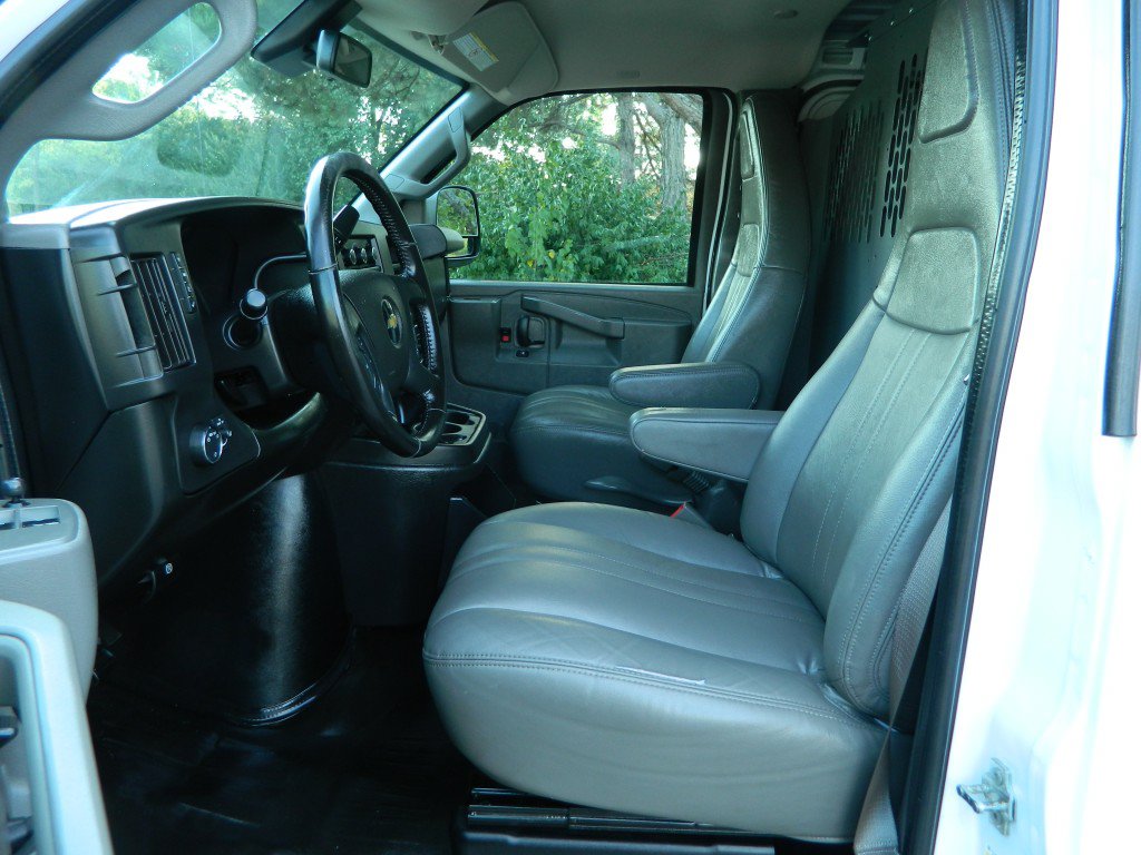 Used 2020 Chevrolet Express 2500 w/ Safety Package RWD image 14