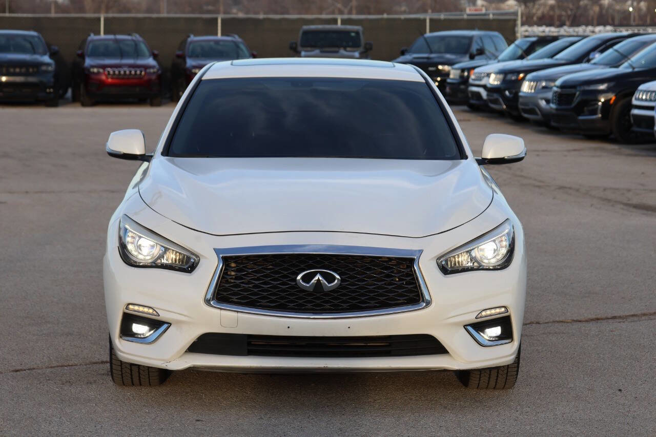 Used 2019 INFINITI Q50 Luxe w/ Essential Package (3.0T Luxe) image 5
