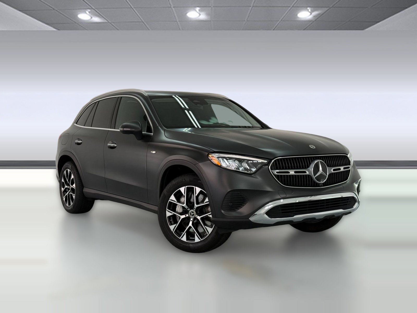 Used 2025 Mercedes-Benz GLC 350e 4MATIC image 6