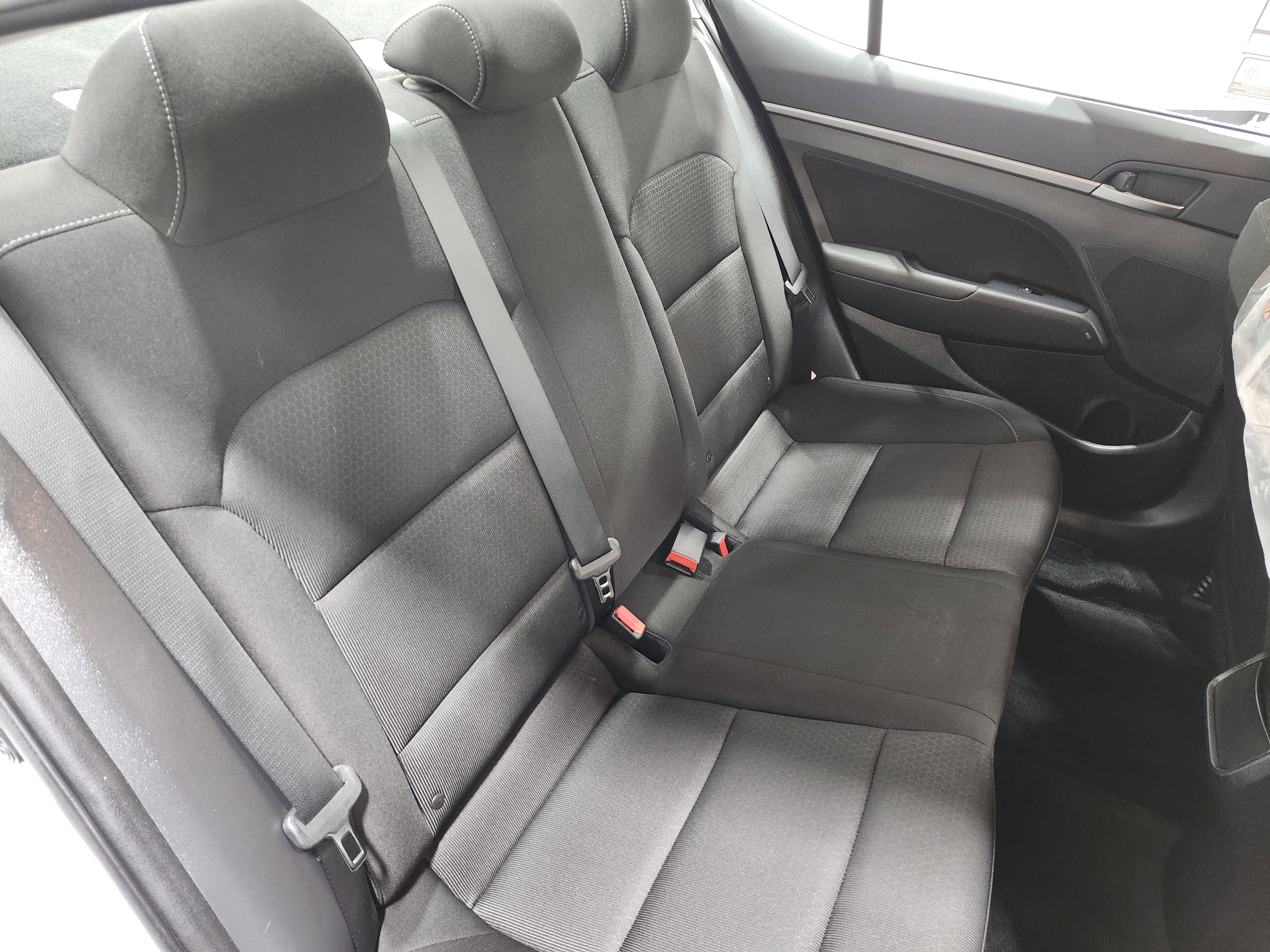 Used 2018 Hyundai Elantra SEL image 19