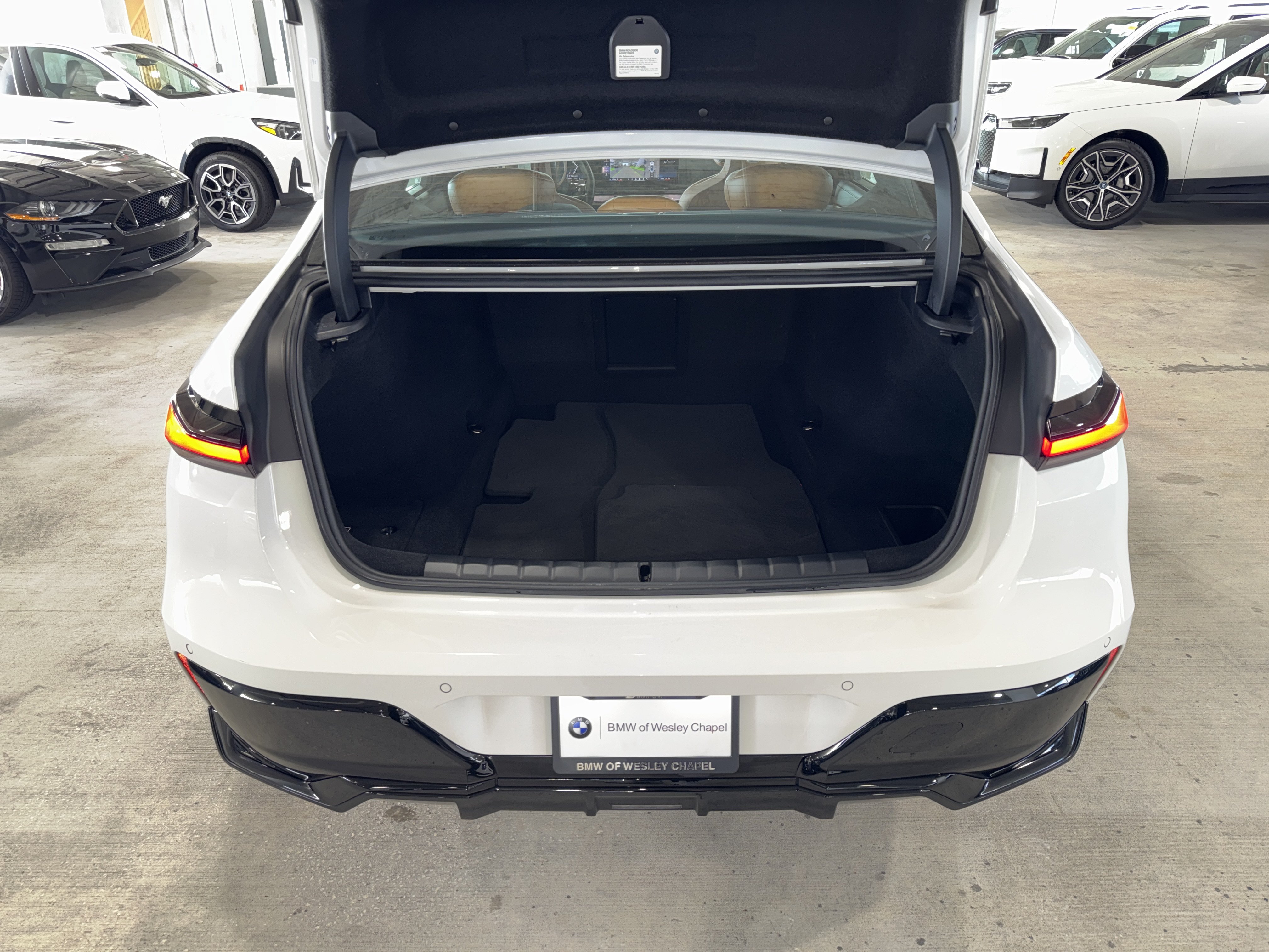 Used 2023 BMW 740i RWD image 14