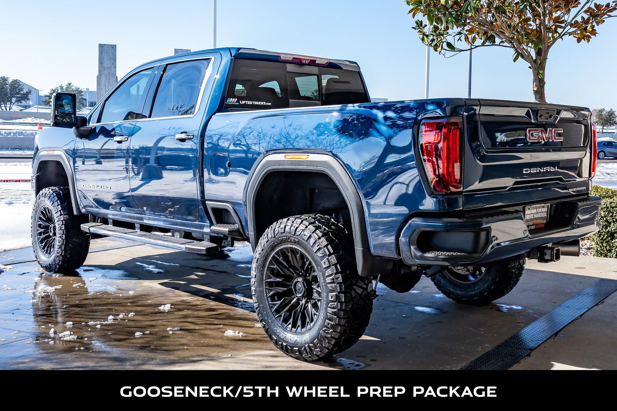 Used 2021 GMC Sierra 2500 Denali w/ Denali Ultimate Package image 7