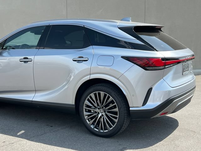 Used 2025 Lexus RX 450h AWD w/ Convenience Package image 7