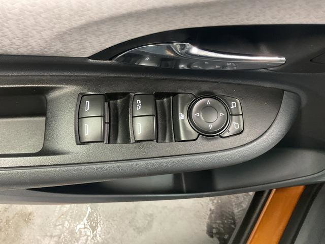 Used 2017 Chevrolet Bolt LT image 10