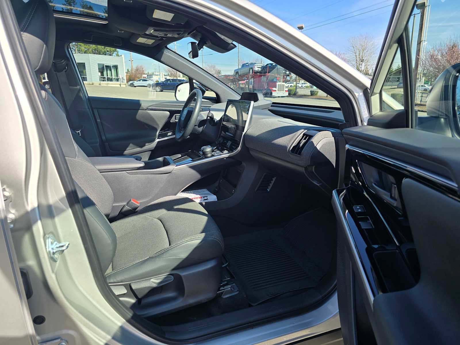 Used 2023 Toyota bZ4X XLE w/ Weather Package image 11