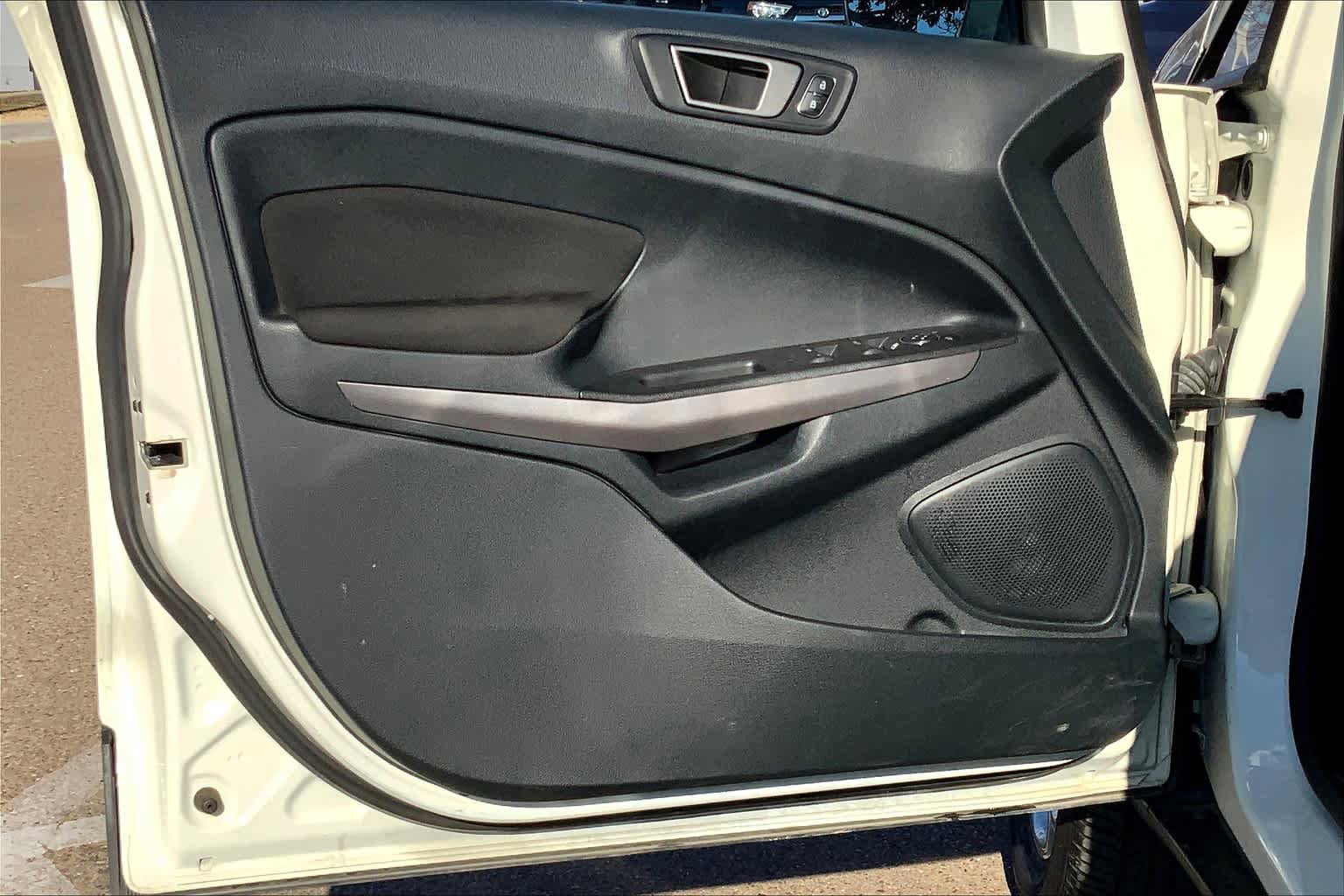 Used 2021 Ford EcoSport SE w/ SE Convenience Package image 22