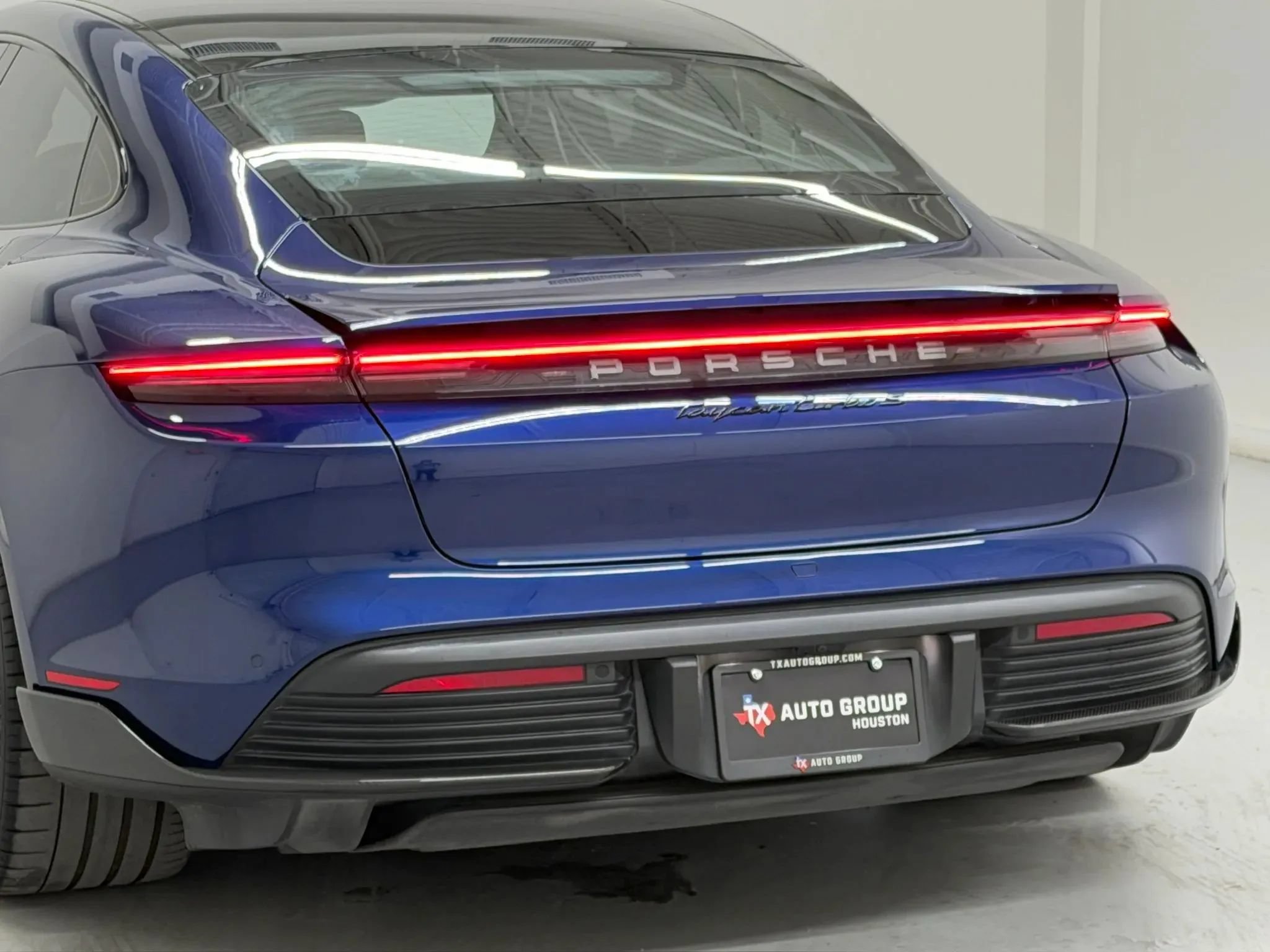Used 2021 Porsche Taycan Turbo S AWD/4WD image 88