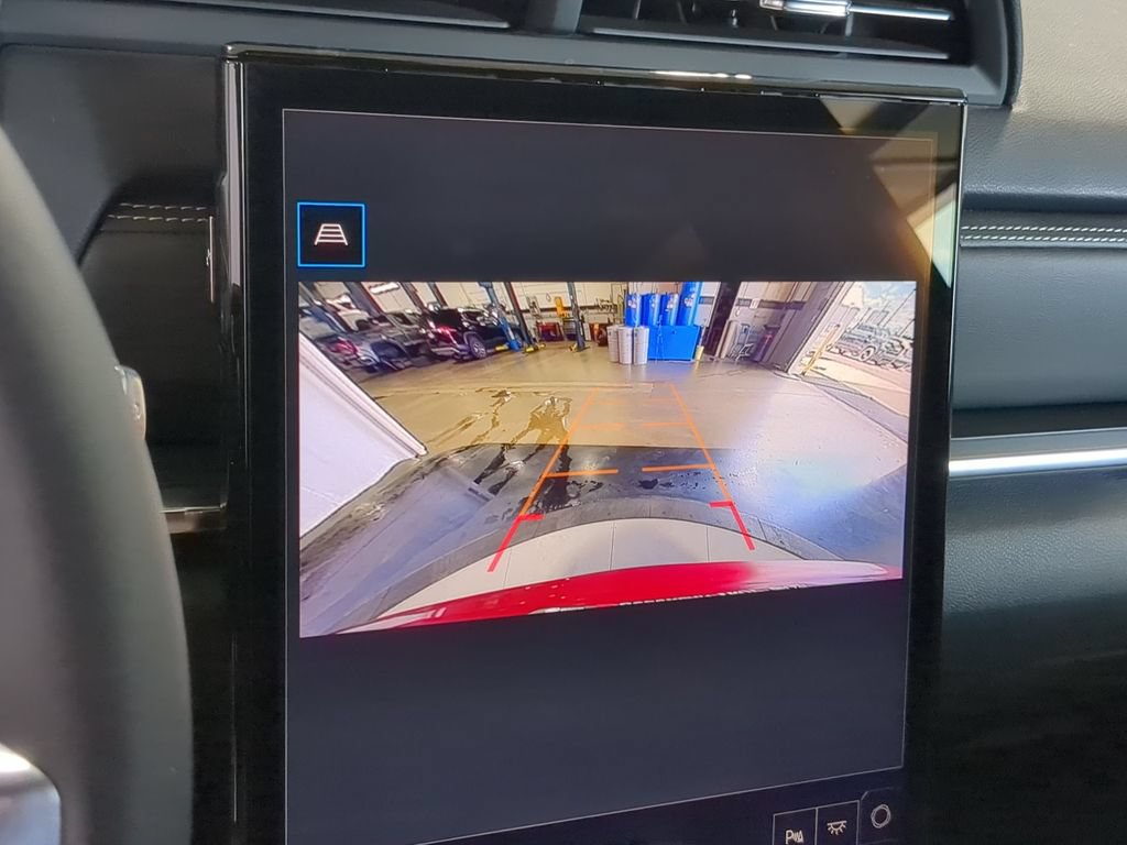 Used 2025 GMC Terrain Elevation FWD image 33
