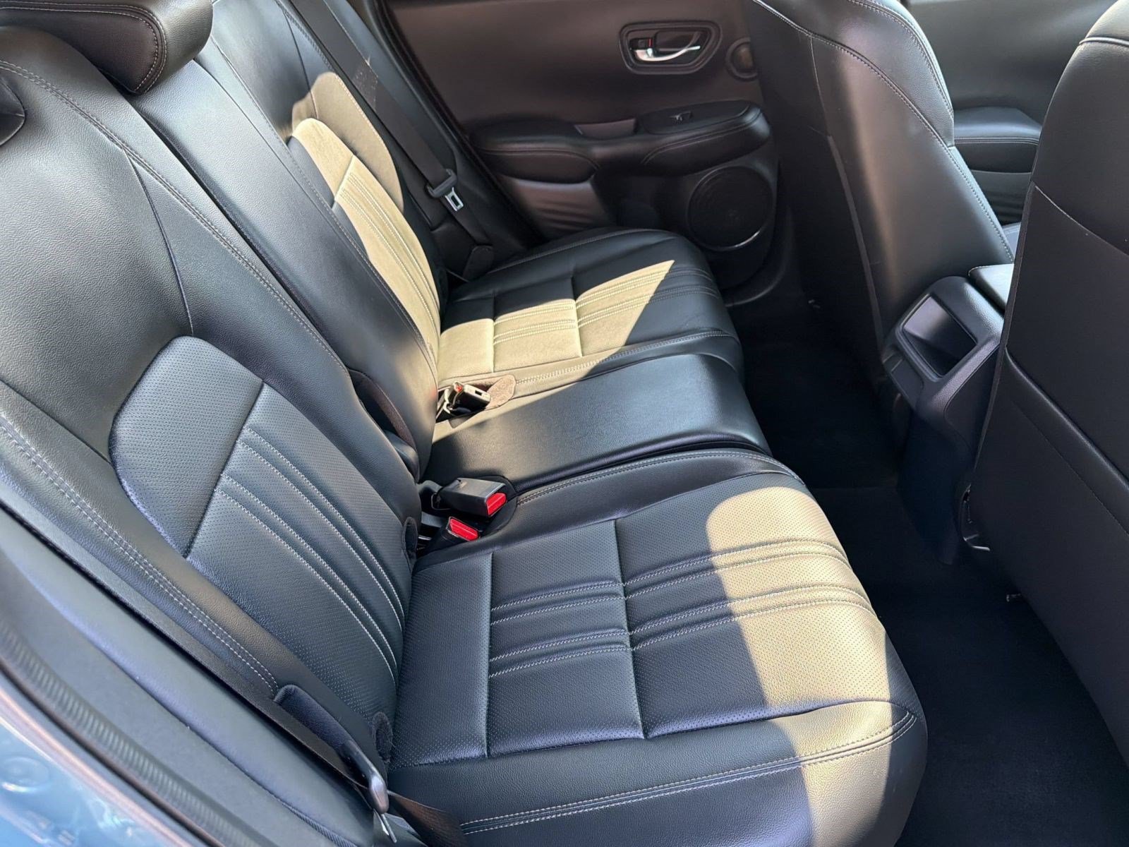 Used 2024 Honda HR-V EX-L image 31