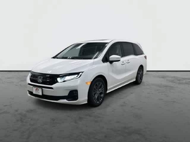 Certified 2026 Honda Odyssey Touring image 7