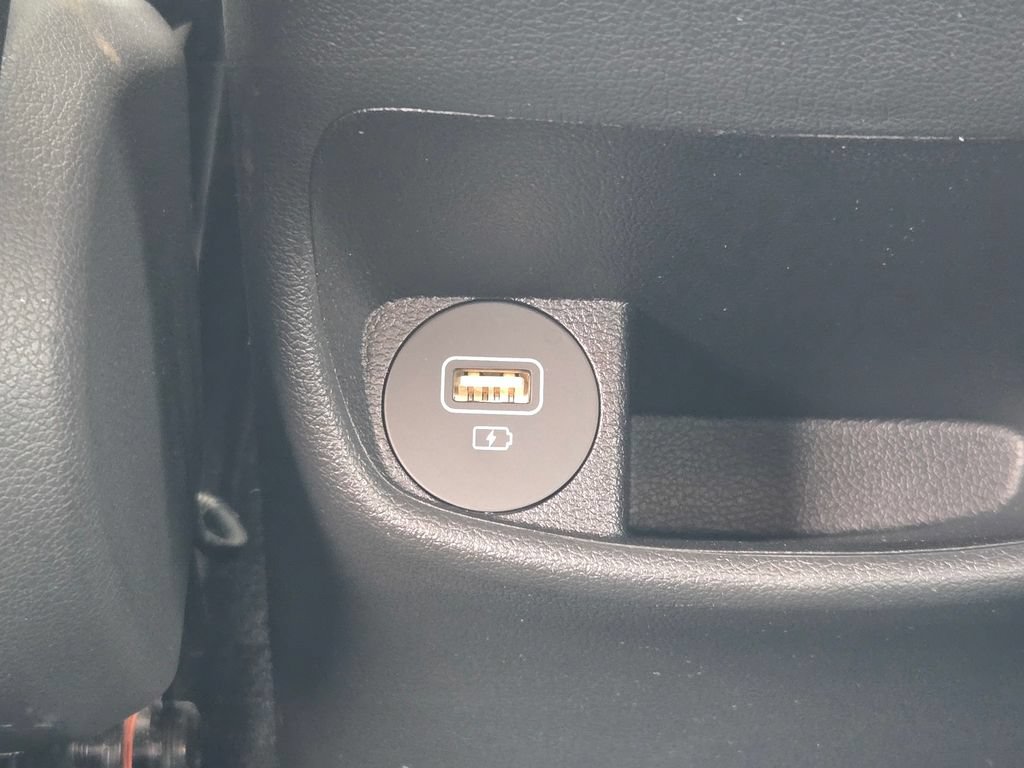 Used 2023 Hyundai Kona SE w/ Cargo Package AWD/4WD image 25