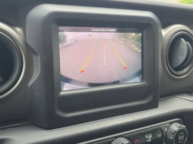 Used 2021 Jeep Wrangler Unlimited Sport AWD/4WD image 25