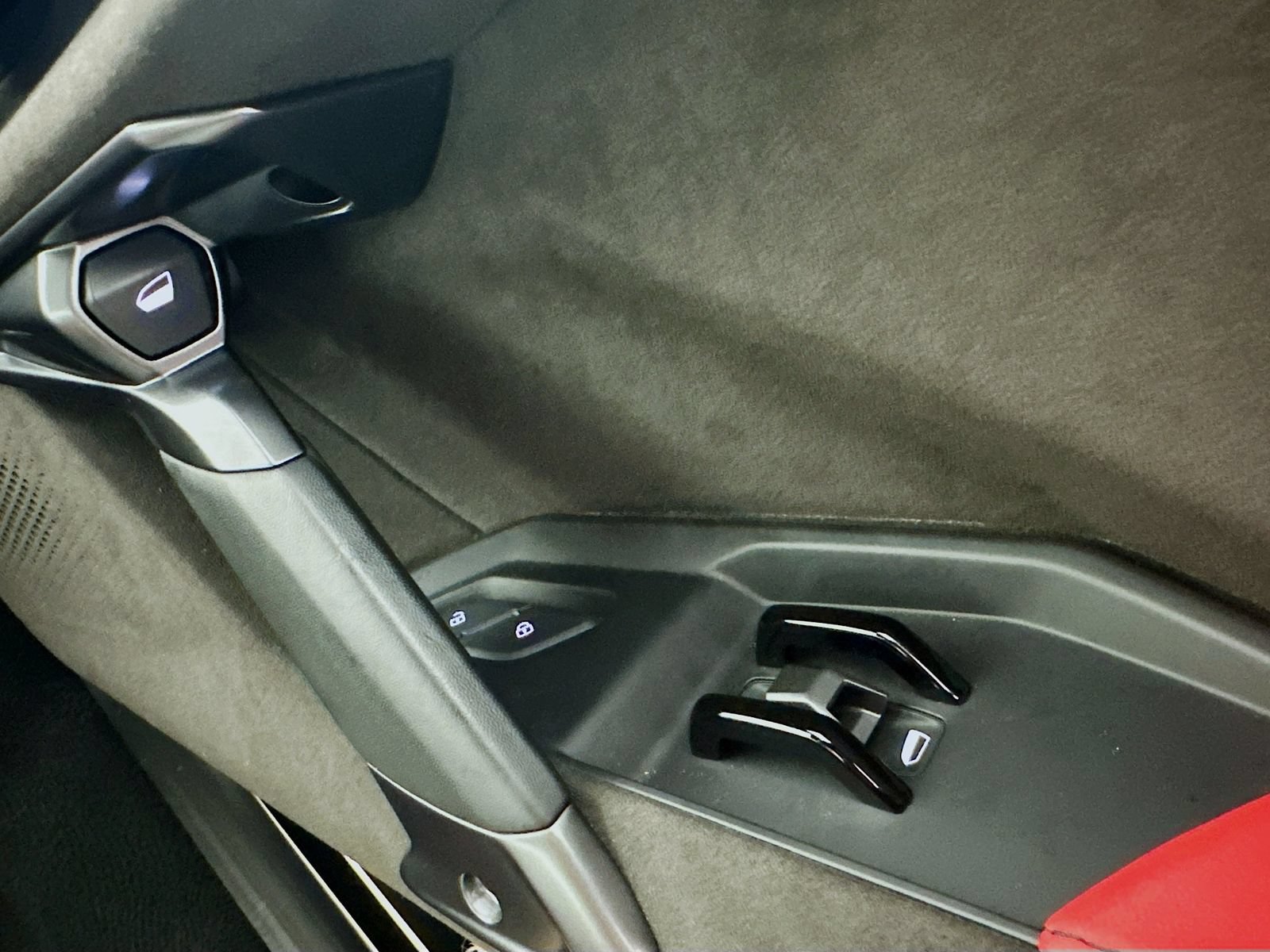 Used 2024 Lamborghini Revuelto AWD/4WD image 58