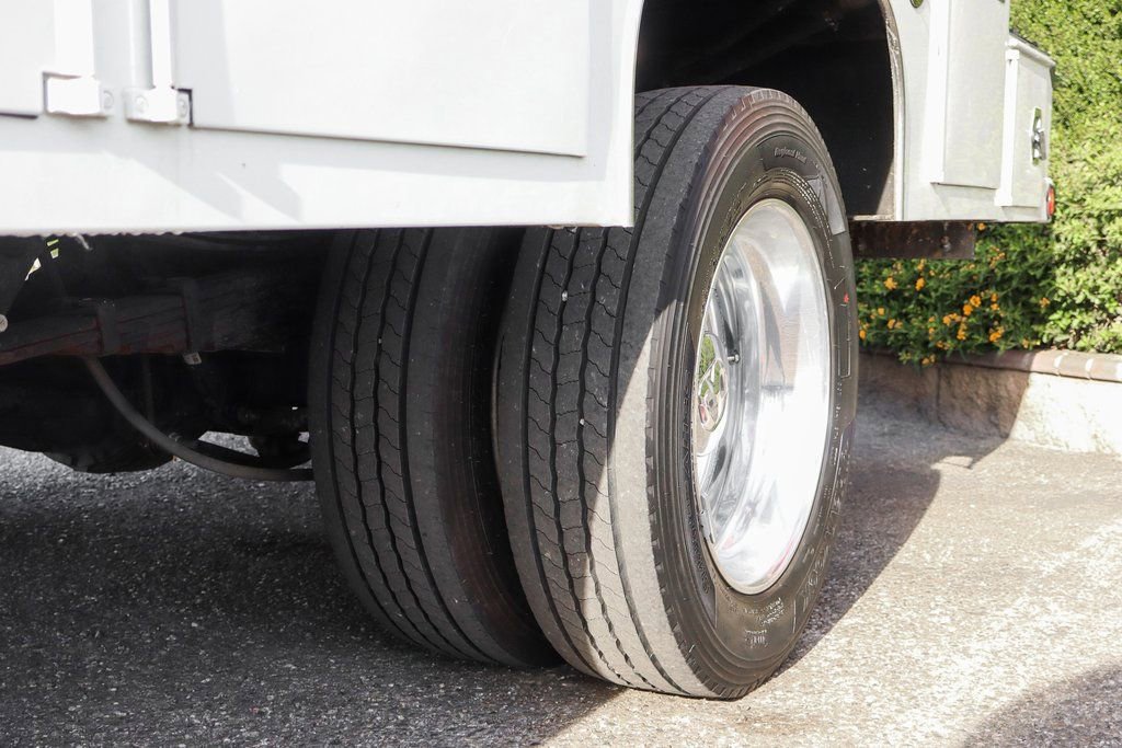 Used 2021 RAM 5500 Tradesman w/ Chrome Appearance Group image 44