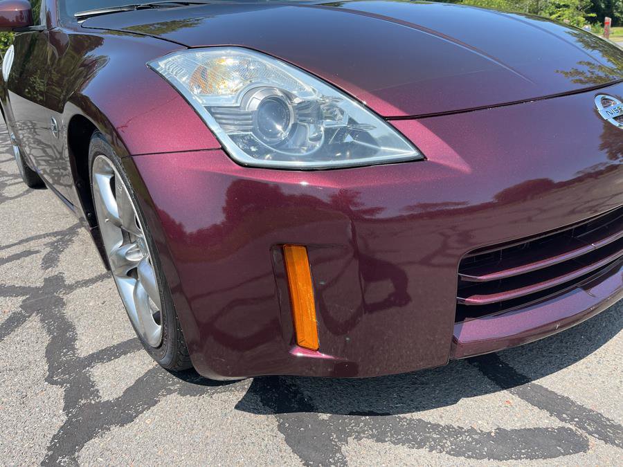 Used 2006 Nissan 350Z Touring image 2