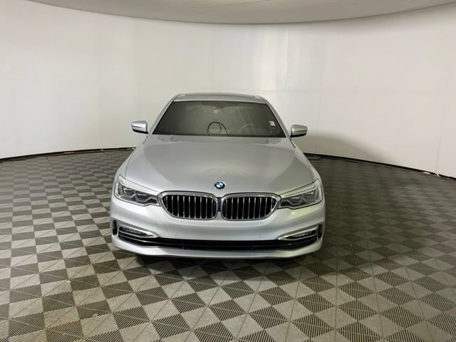 Used 2017 BMW 540i xDrive AWD/4WD image 2