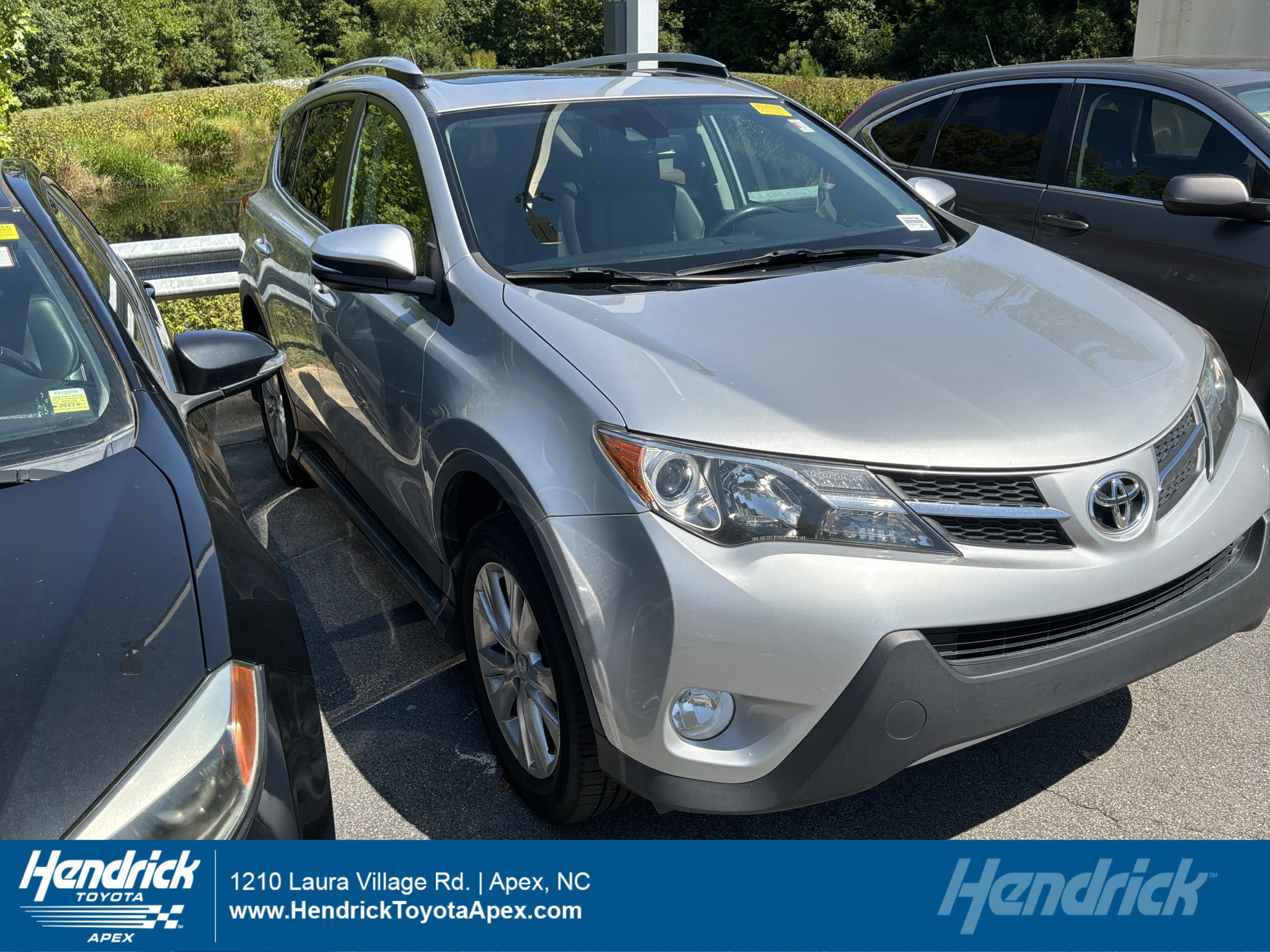 Used 2014 Toyota RAV4 Limited w/ Technology Package AWD/4WD video 1