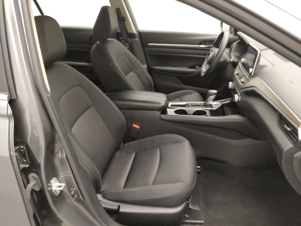 Used 2023 Nissan Altima 2.5 SV image 21