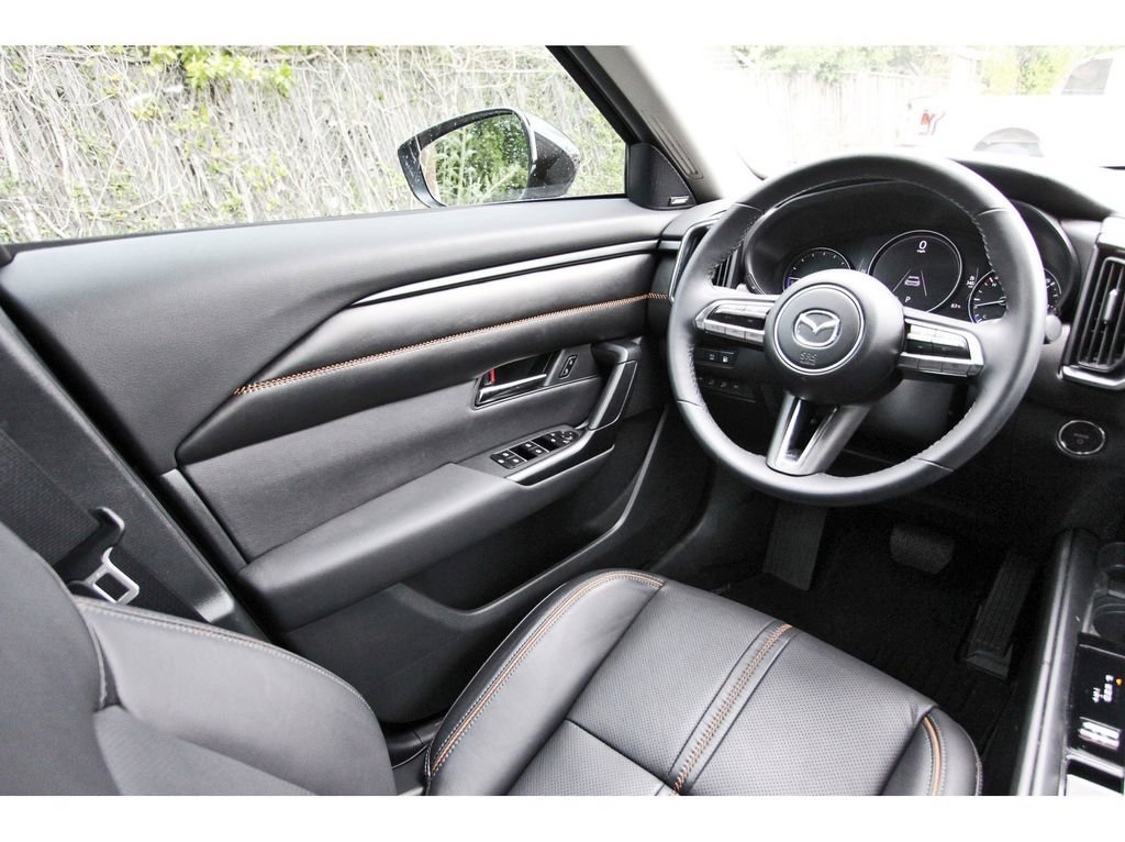 Used 2025 MAZDA CX-50 2.5 Hybrid w/ Premium Plus Pkg image 7