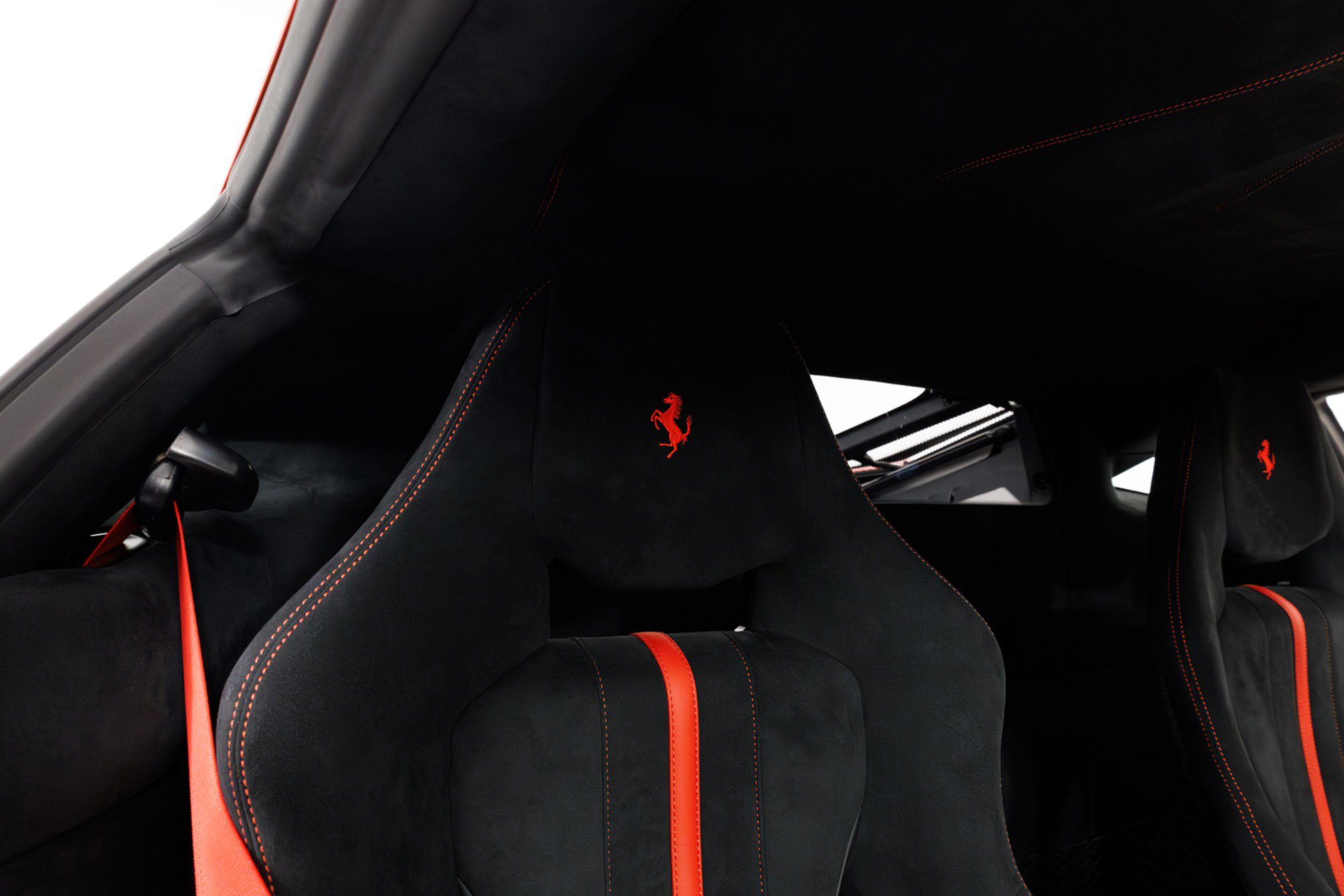 Used 2020 Ferrari 488 Pista Coupe image 40