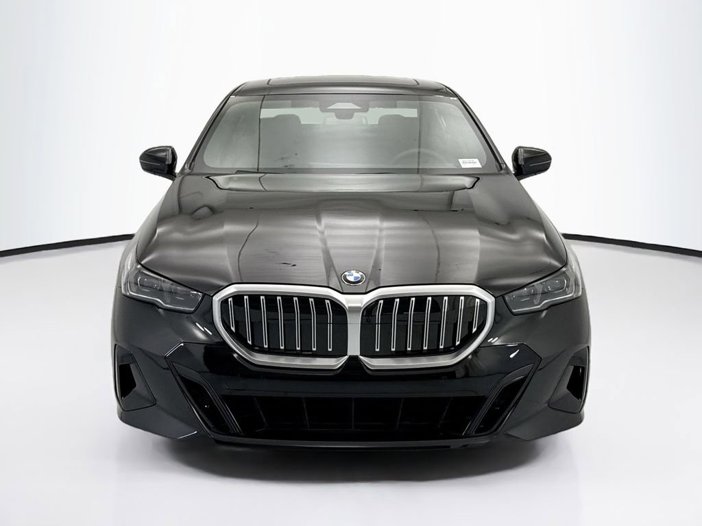 New 2027 BMW 530i xDrive AWD/4WD image 2