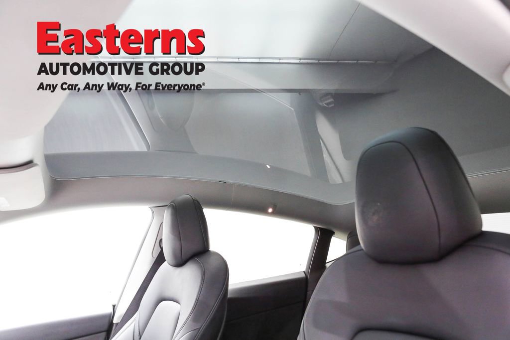 Used 2022 Tesla Model Y Long Range image 31