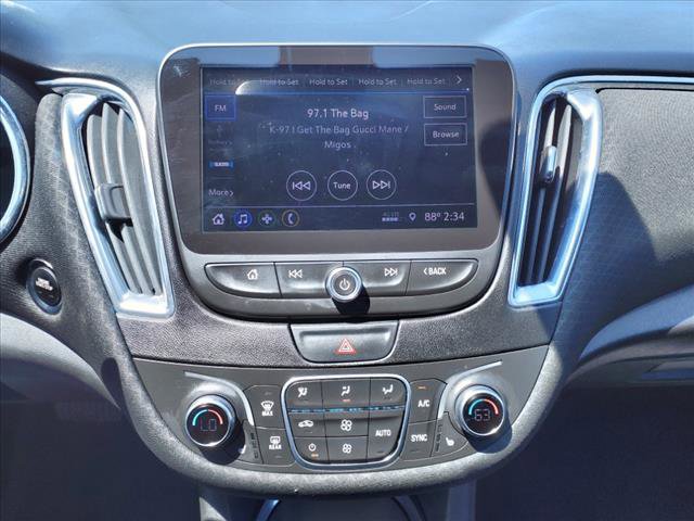 Used 2019 Chevrolet Malibu LT w/ Driver Confidence Package image 19