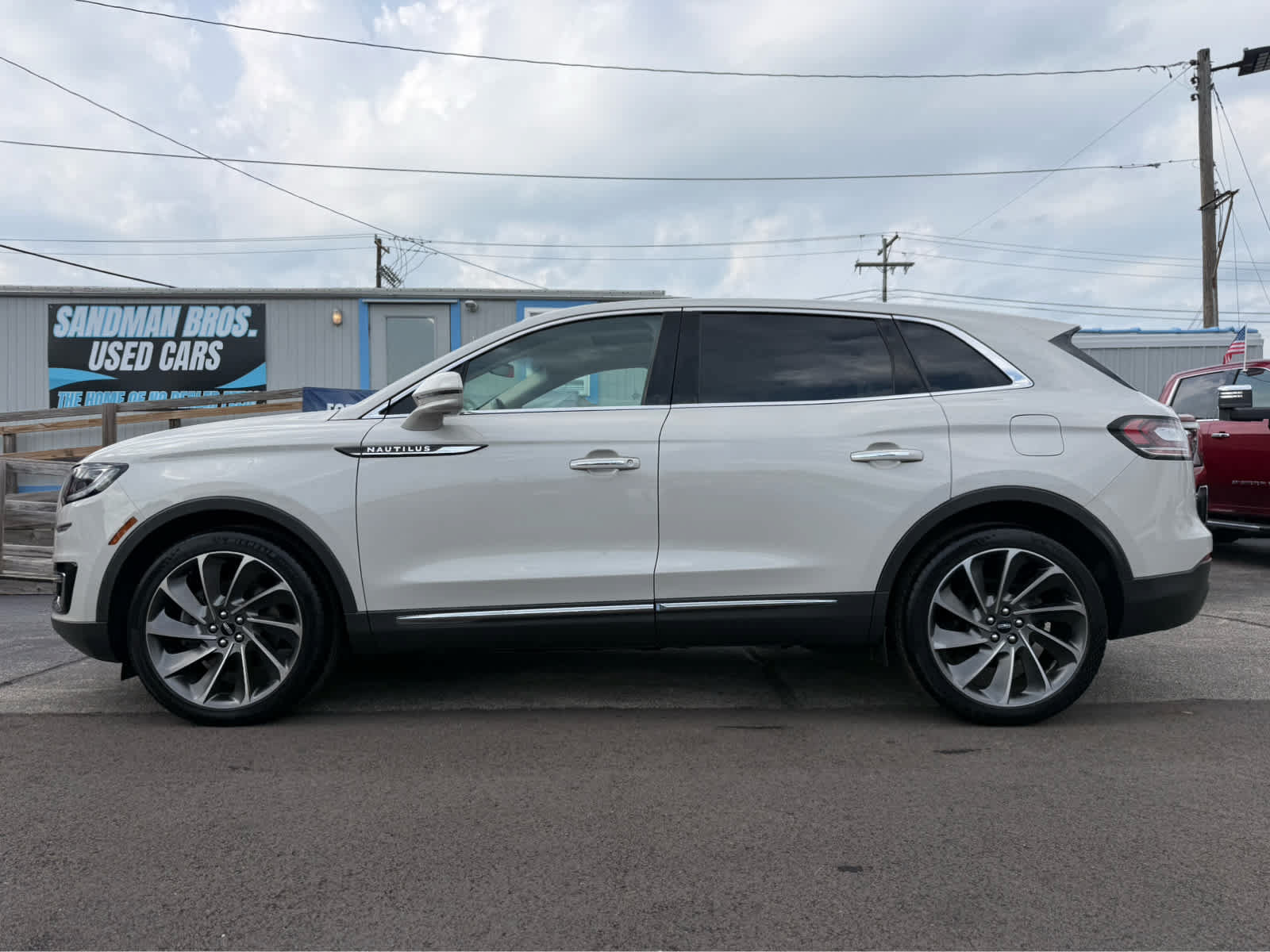 Used 2019 Lincoln Nautilus Reserve w/ Driver Assistance Package AWD/4WD image 1