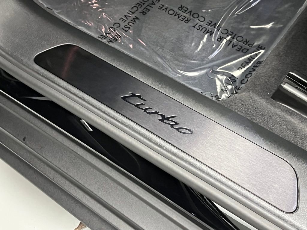 Certified 2025 Porsche Panamera Turbo image 25