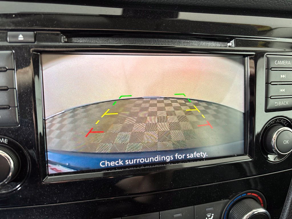 Used 2022 Nissan Rogue Sport S AWD/4WD image 3