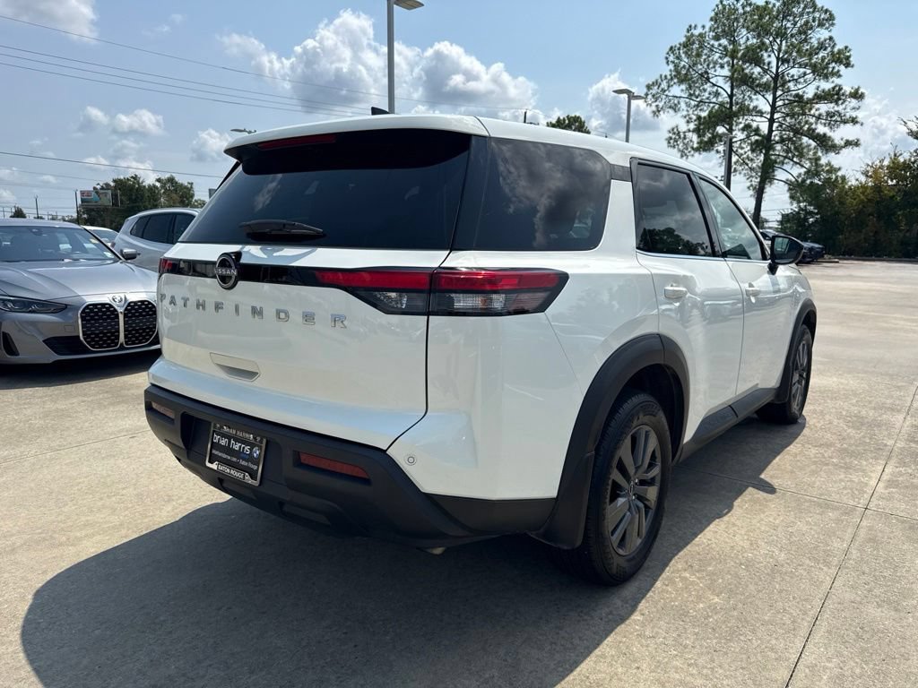 Used 2024 Nissan Pathfinder S FWD image 5
