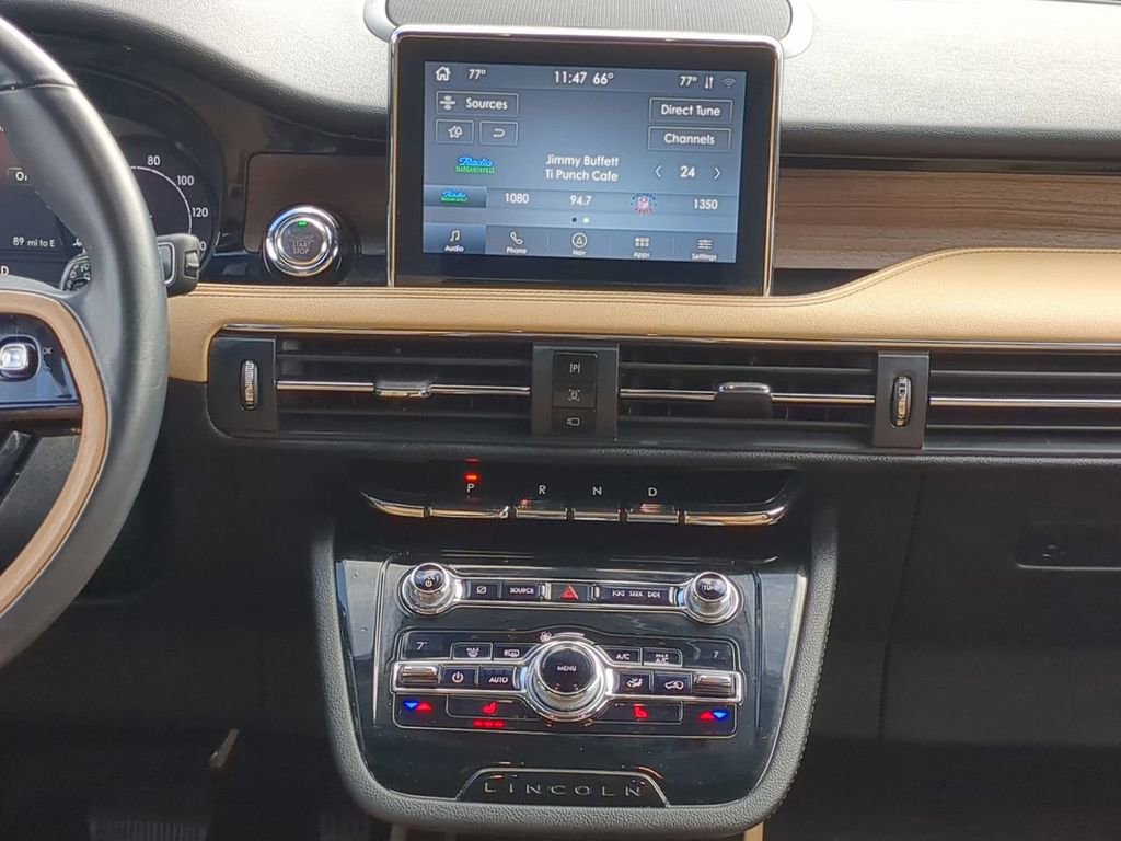 Used 2020 Lincoln Corsair Reserve image 18