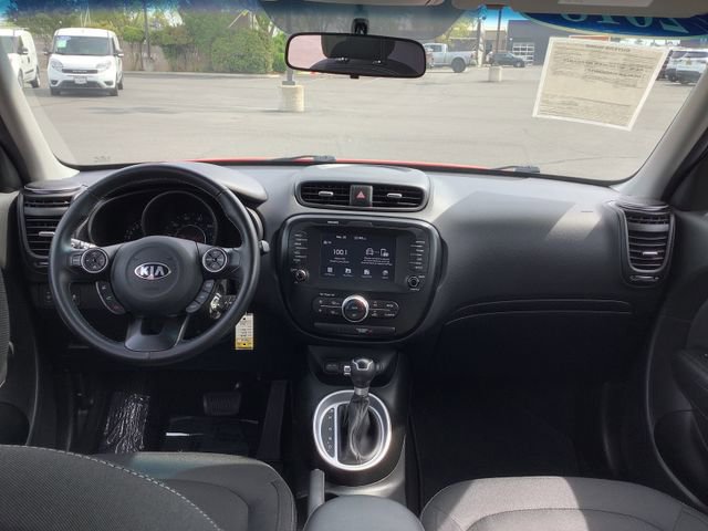 Used 2018 Kia Soul + image 6