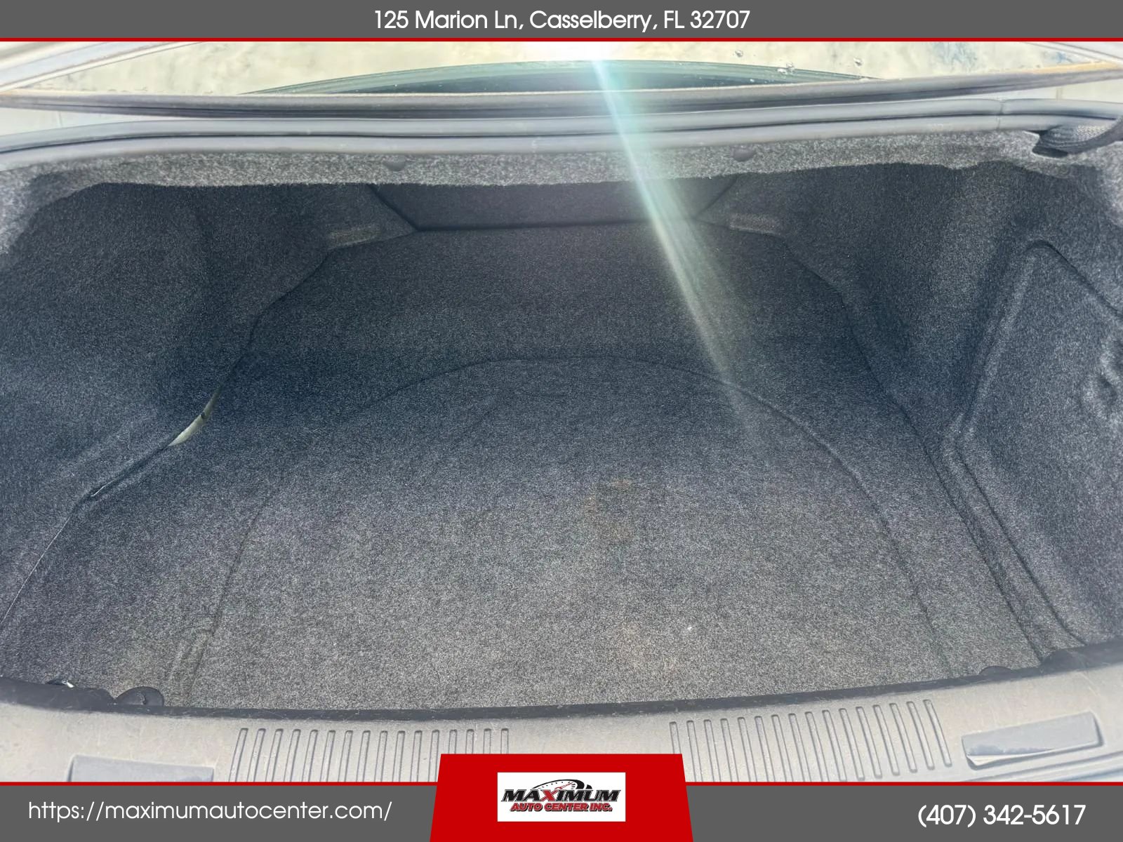 Used 2009 Cadillac CTS 3.6 w/ Wood Trim Package RWD image 17