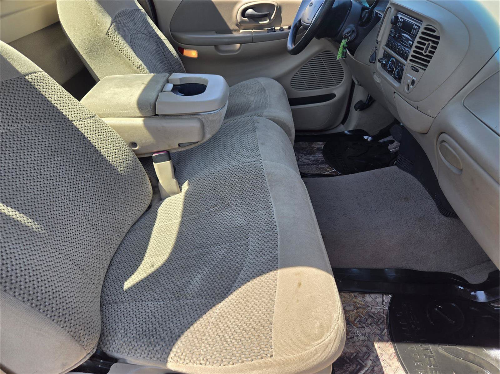 Used 2000 Ford F150 XLT AWD/4WD image 14