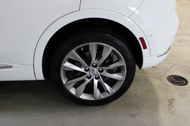 Used 2022 Buick Envision Avenir w/ Technology Package II FWD image 39
