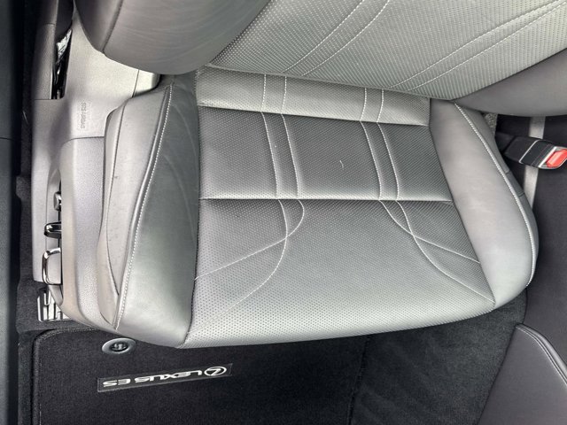 Used 2022 Lexus ES 350 Ultra Luxury image 19